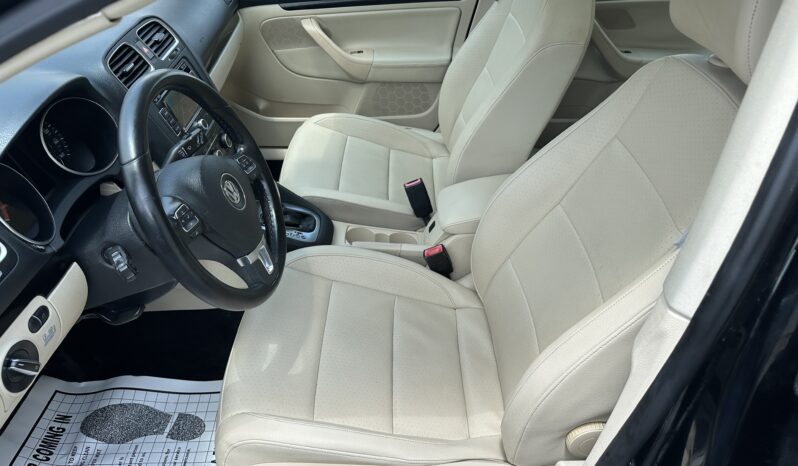 
								2014 Volkswagen Jetta TDI Wagon – Loaded – $13900. full									