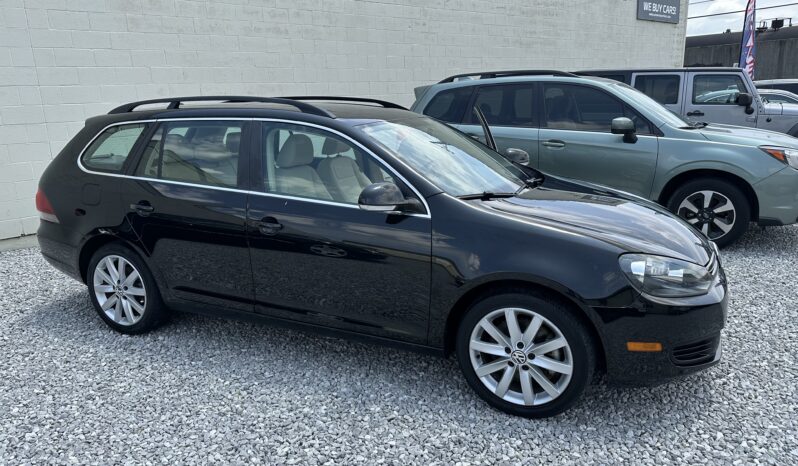 
								2014 Volkswagen Jetta TDI Wagon – Loaded – $13900. full									