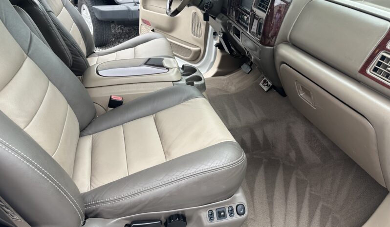 
								2003 Ford Excursion Diesel – Loaded – $17500 full									