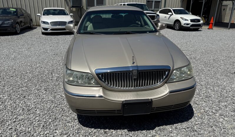 
								2004 Lincoln TownCar $6500.00 full									