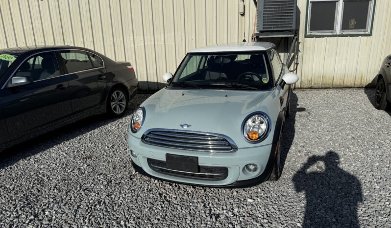 
								2012 Mini Cooper – 35000 miles –  $10500 full									