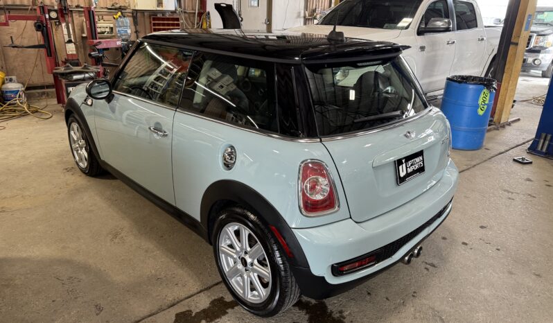 
								2012 Mini Cooper S – 28000 Miles – $13500.00 full									